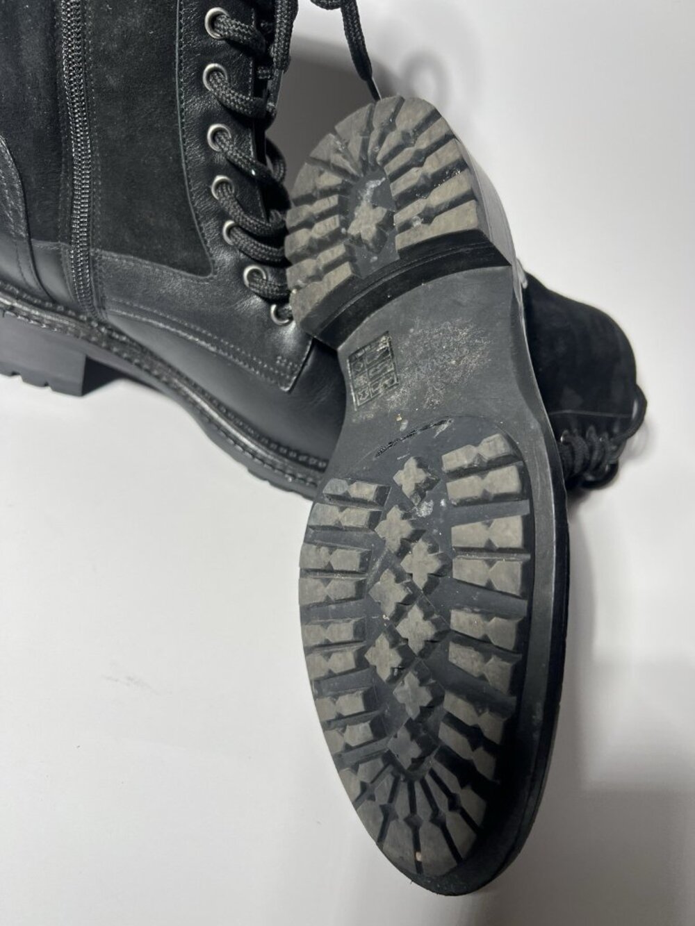 Aquatalia Orianna Women’s Black Suede Combat Boots Size 7M Lug Sole - Picture 7 of 14